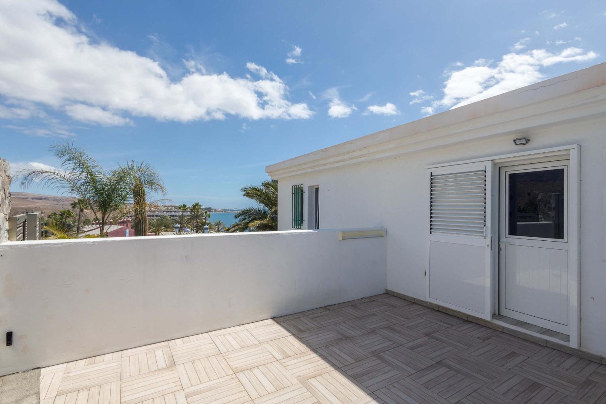 Playa Del Aguila Con Terraza Solarium Appartement