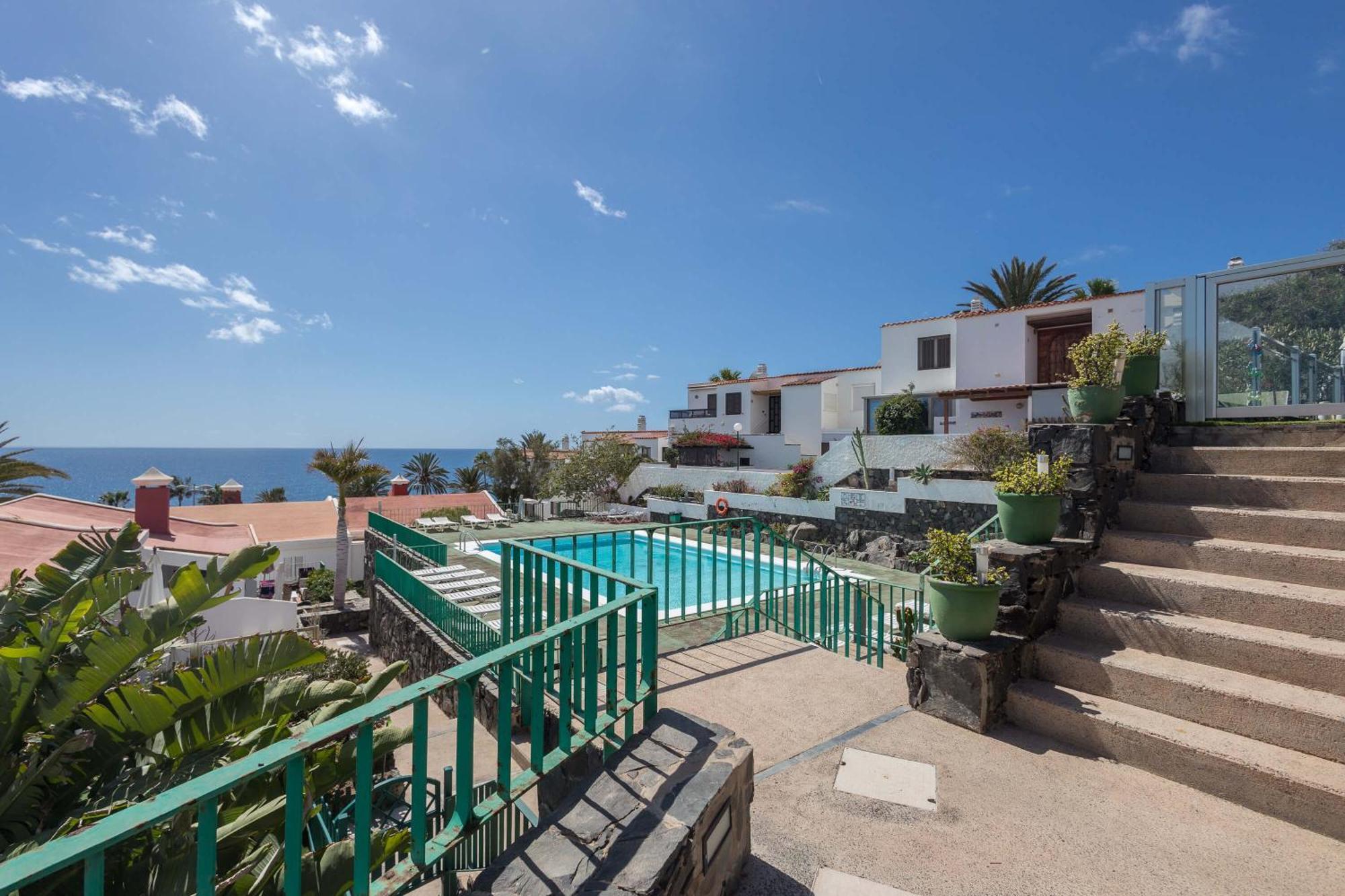 Playa Del Aguila Con Terraza Solarium Appartement
